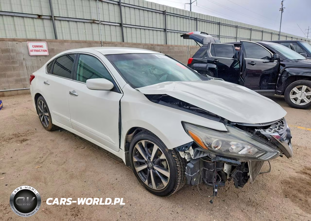 2016 Nissan Altima 2.5 Sr VIN:1N4AL3AP4GN373781 - 4