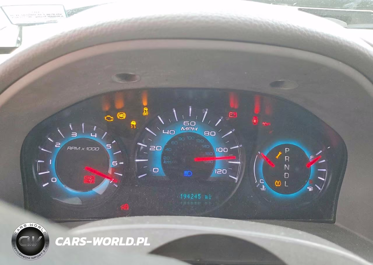 2012 Ford Fusion S VIN:3FAHP0GA5CR184598 - 9