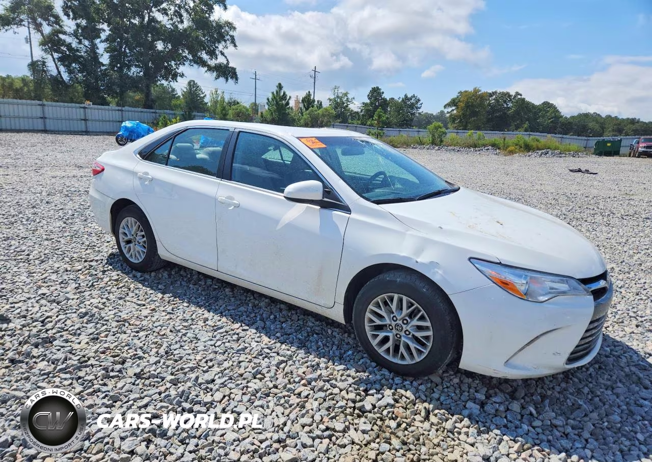 2016 Toyota Camry Le VIN:4T1BF1FK6GU164485 - 4