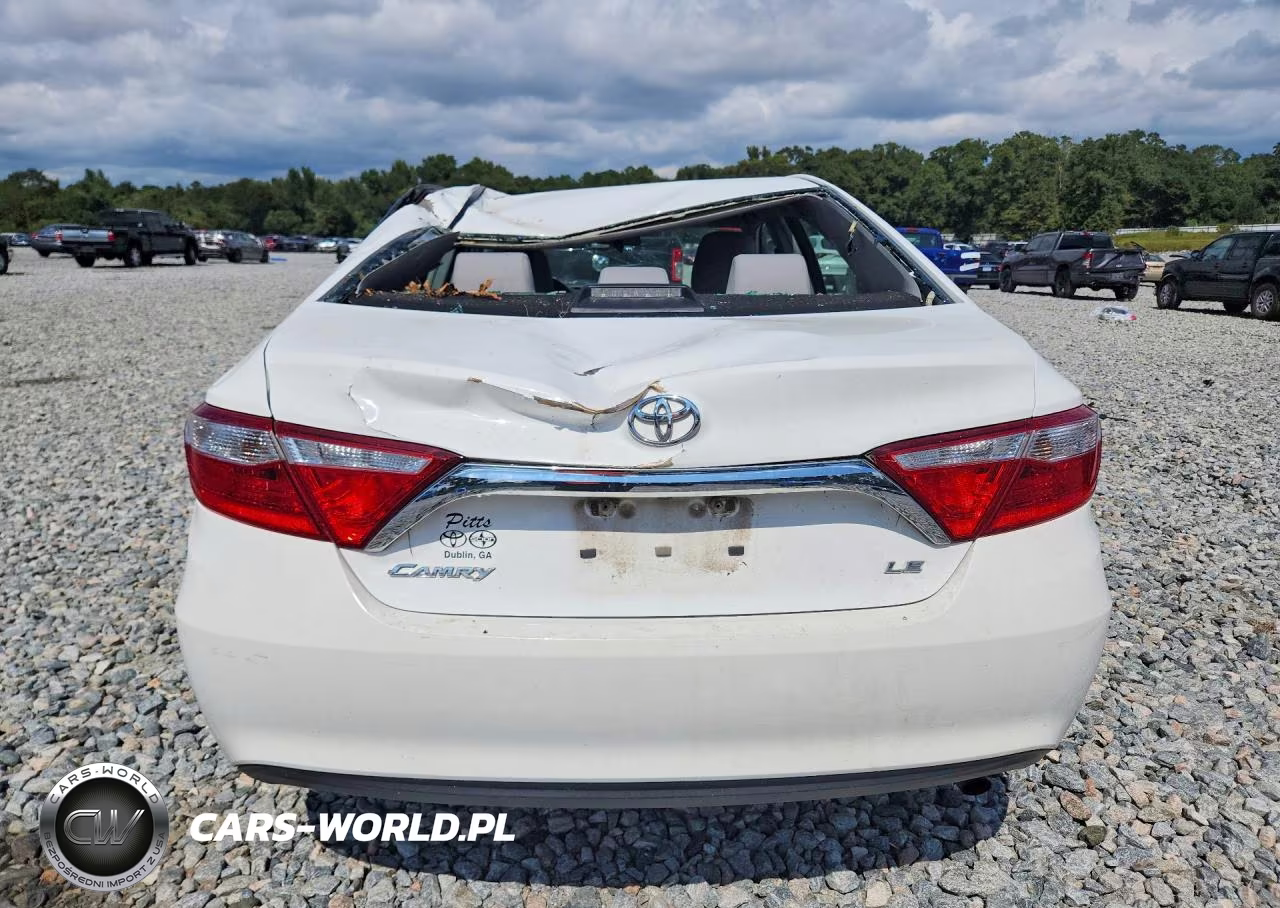 2016 Toyota Camry Le VIN:4T1BF1FK6GU164485 - 6