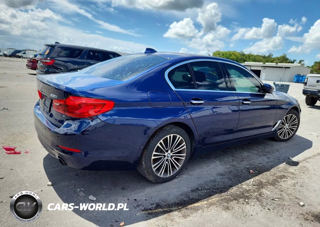 2018 BMW 530 I VIN:WBAJA5C57JWA37213 - 3
