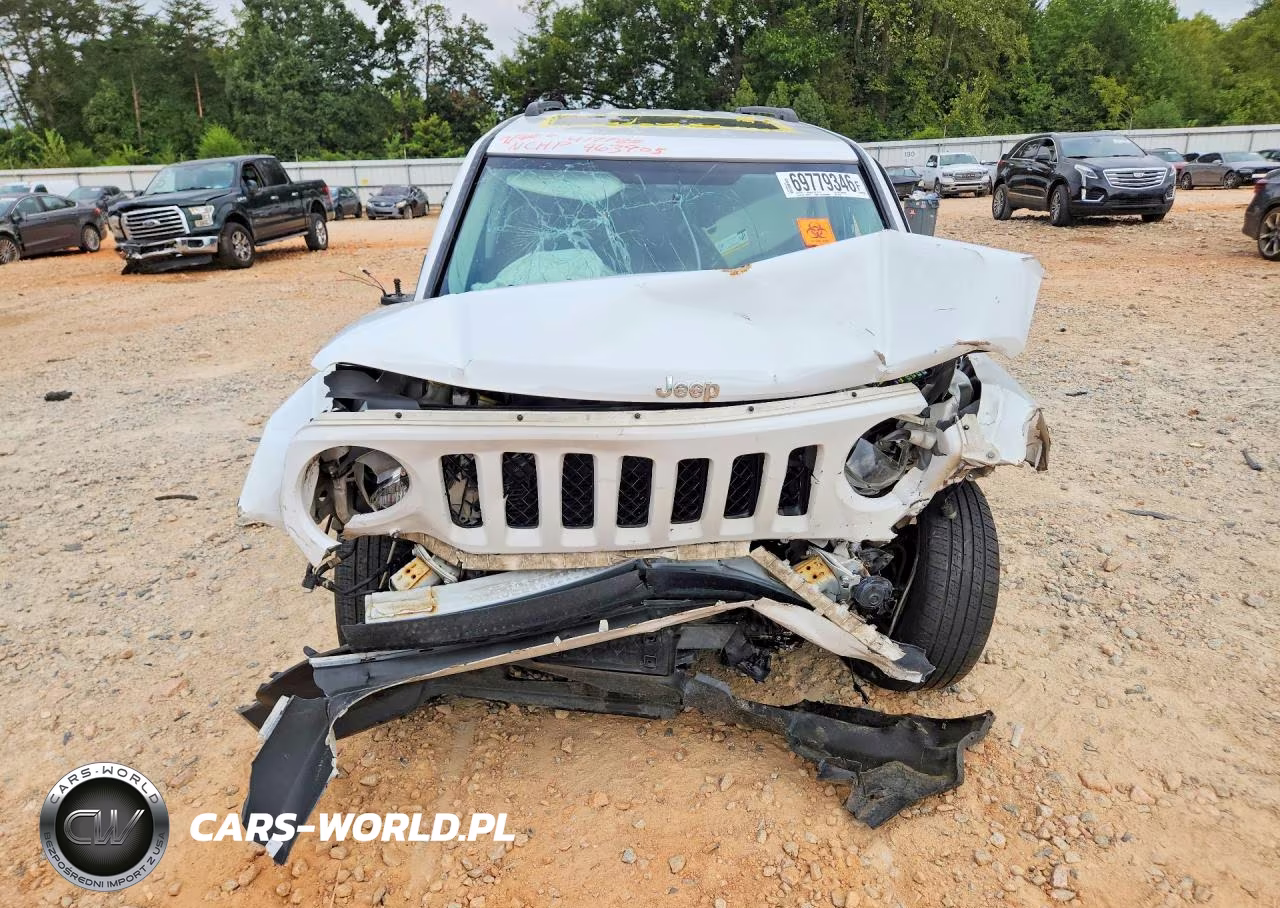 2015 Jeep Patriot Latitude VIN:1C4NJRFB6FD417785 - 5
