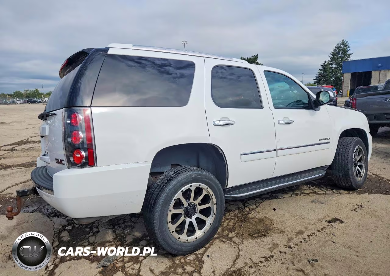 2014 GMC Yukon Denali VIN:1GKS2EEF2ER178402 - 3