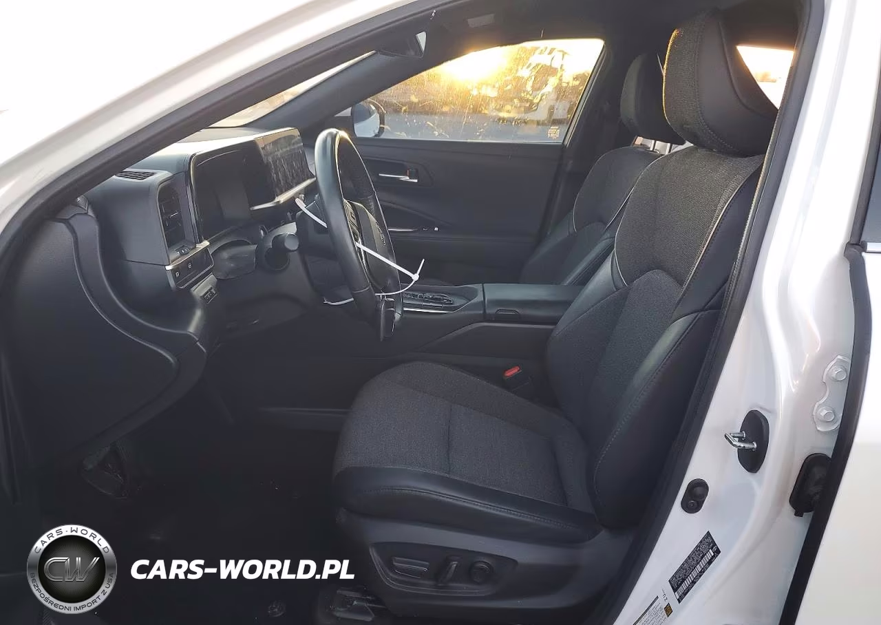 2023 Toyota Crown Xle VIN:JTDAAAAF6P3012981 - 7