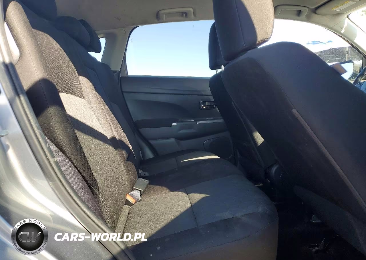 2021 Mitsubishi Outlander Sport Se VIN:JA4APVAU5MU025788 - 10