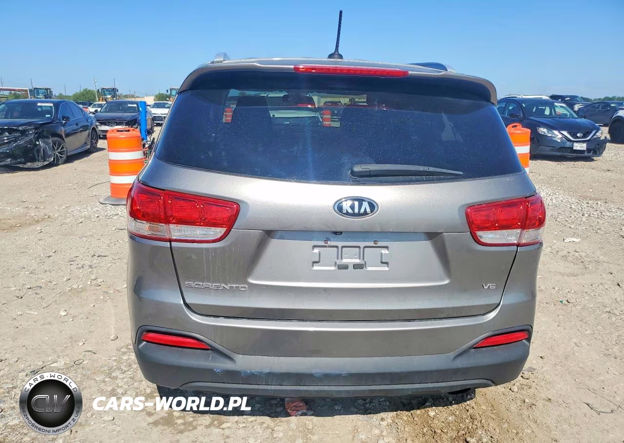 2016 Kia Sorento Lx V6 VIN:5XYPG4A53GG110508 - 6