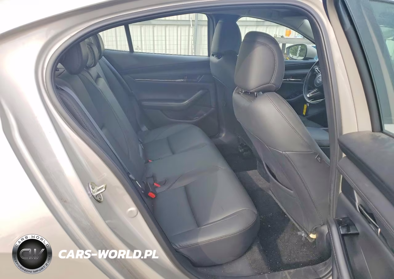 2023 Mazda 3 Preferred VIN:3MZBPACM4PM379520 - 10