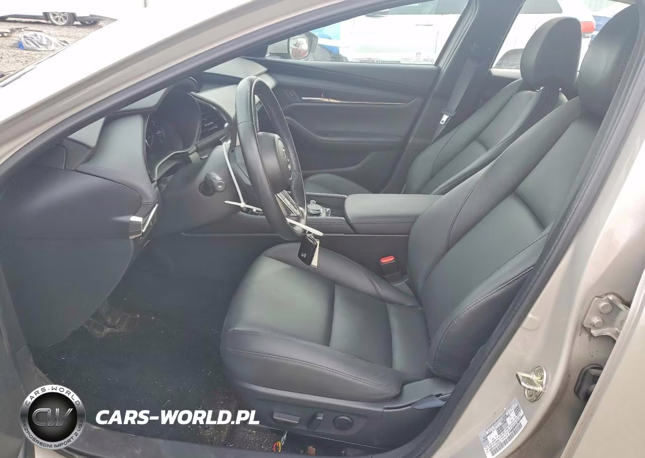 2023 Mazda 3 Preferred VIN:3MZBPACM4PM379520 - 7