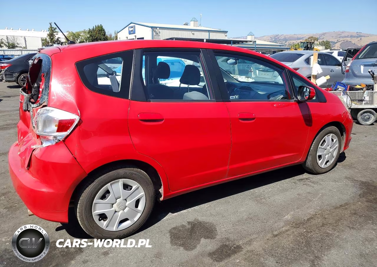 2012 Honda Fit VIN:JHMGE8H36CC023393 - 3