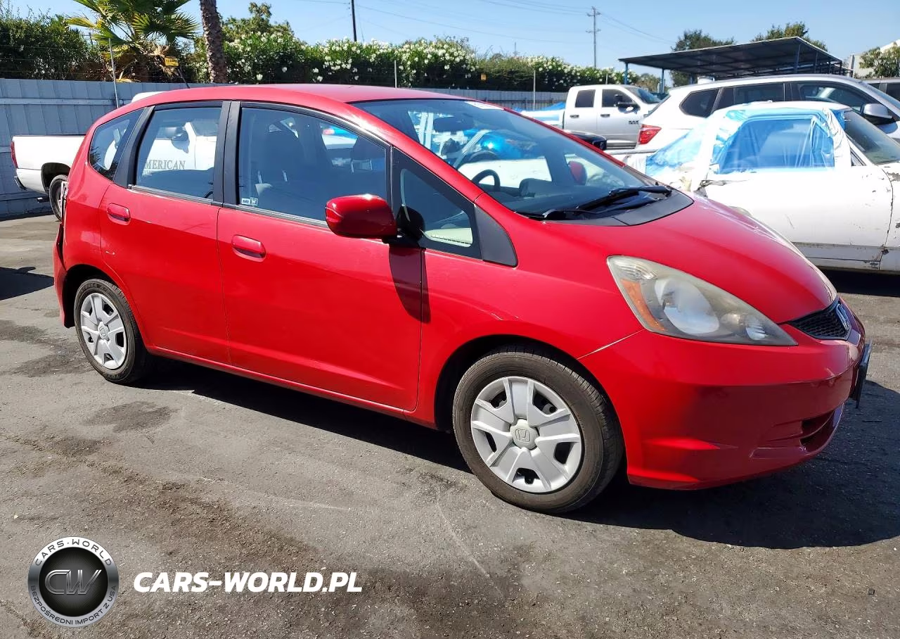 2012 Honda Fit VIN:JHMGE8H36CC023393 - 4