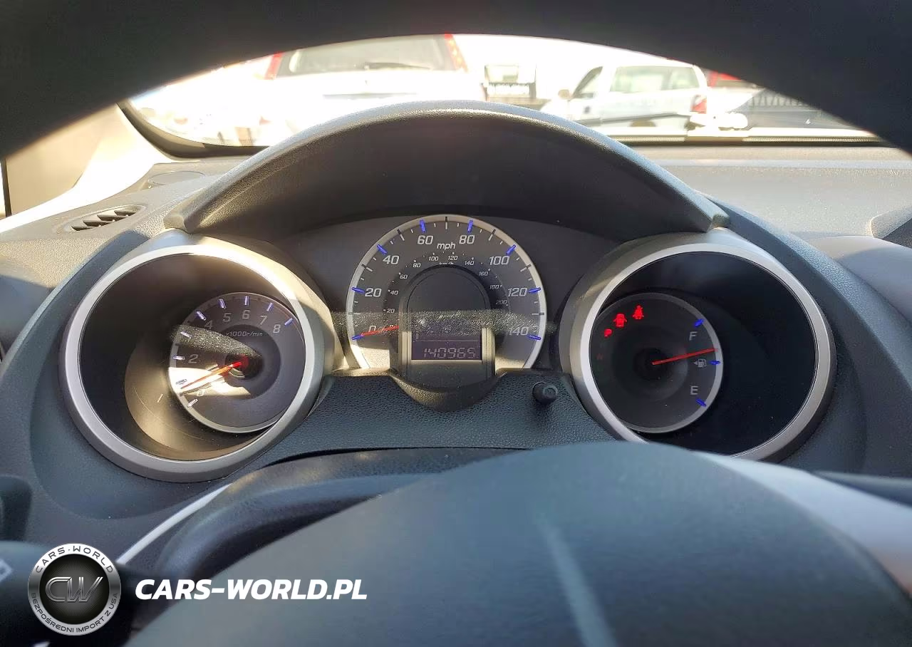 2012 Honda Fit VIN:JHMGE8H36CC023393 - 9