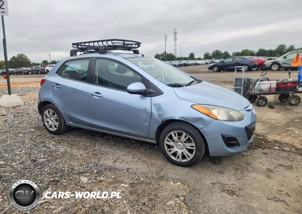 2013 Mazda Mazda2 VIN:JM1DE1KZ2D0159984 - 4