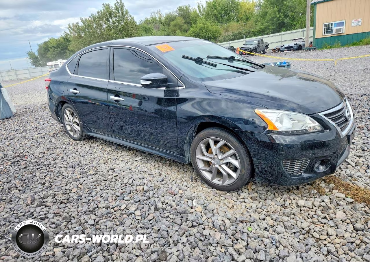 2015 Nissan Sentra Sr VIN:3N1AB7AP2FY343610 - 4