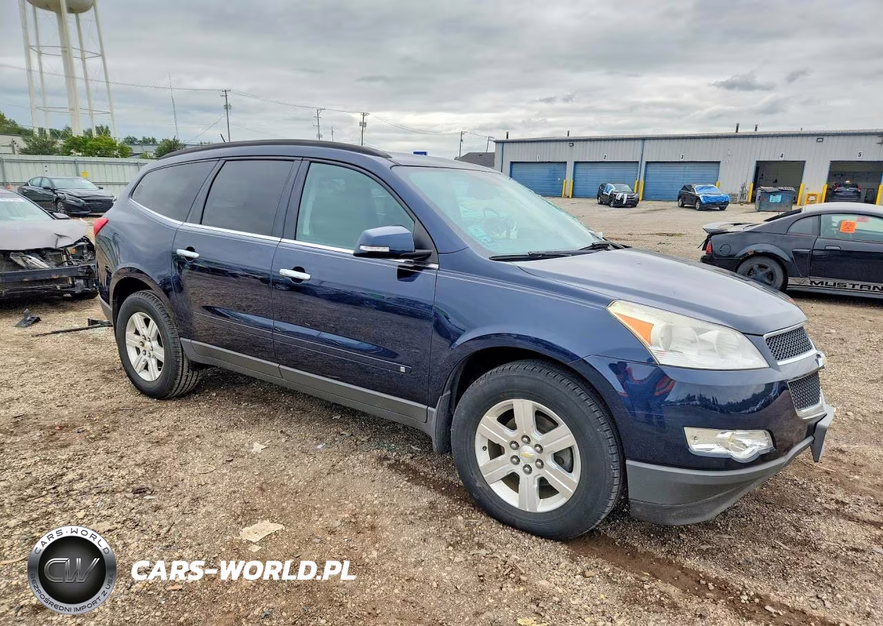 2010 Chevrolet Traverse Lt VIN:1GNLRFED5AS151849 - 4