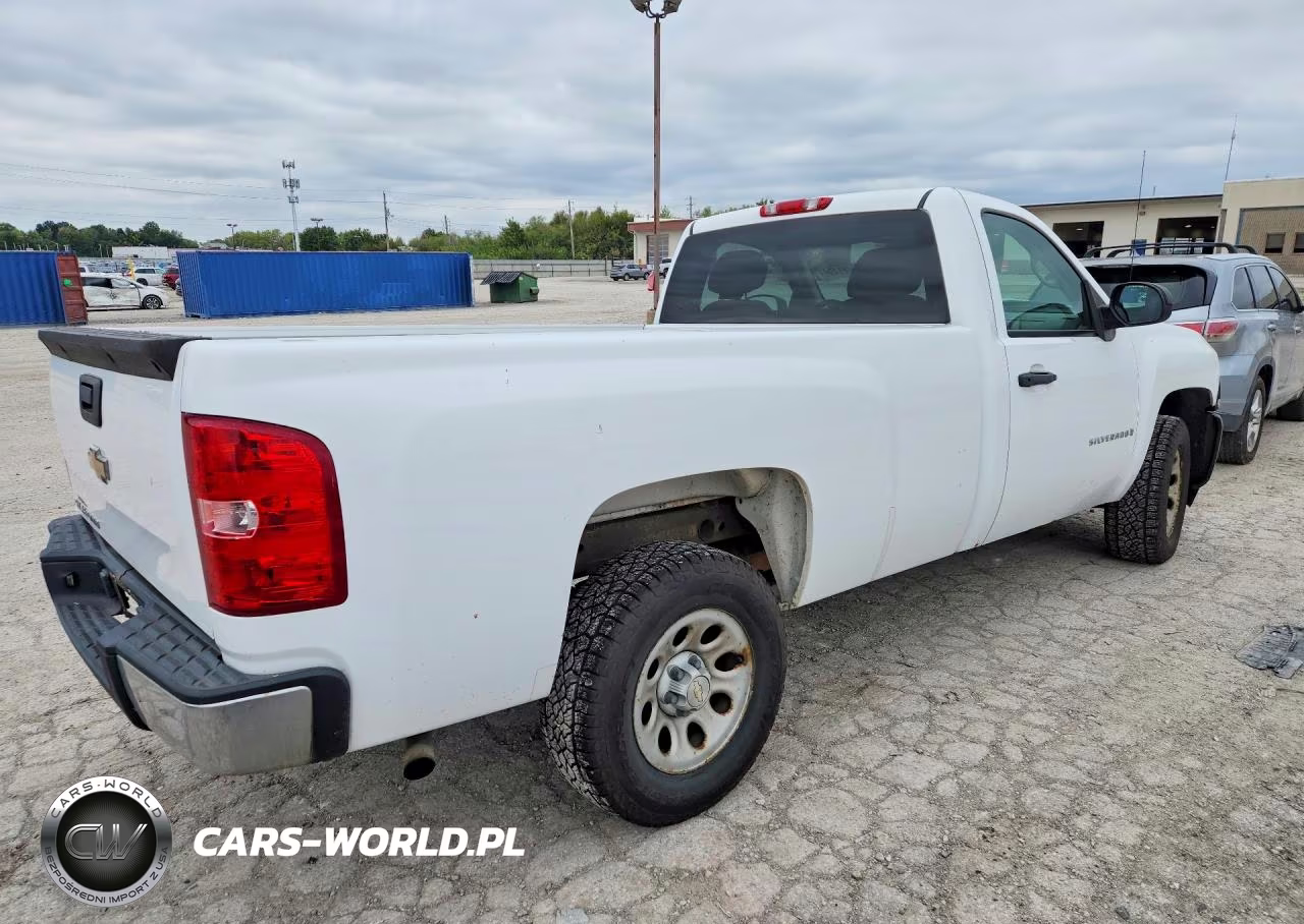 2008 Chevrolet Silverado C1500 VIN:1GCEC14X28Z116625 - 3