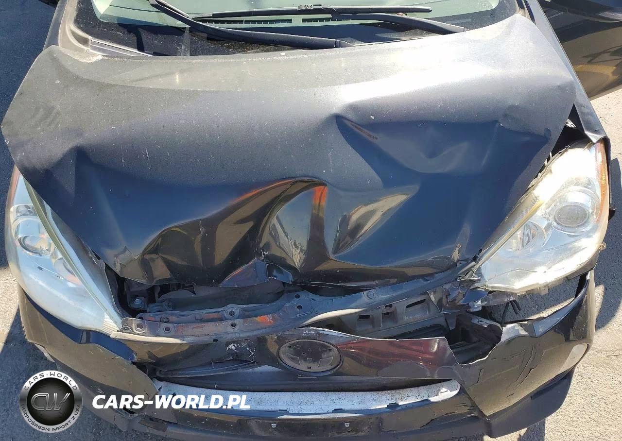 2013 Toyota Prius VIN:JTDKDTB39D1047145 - 11