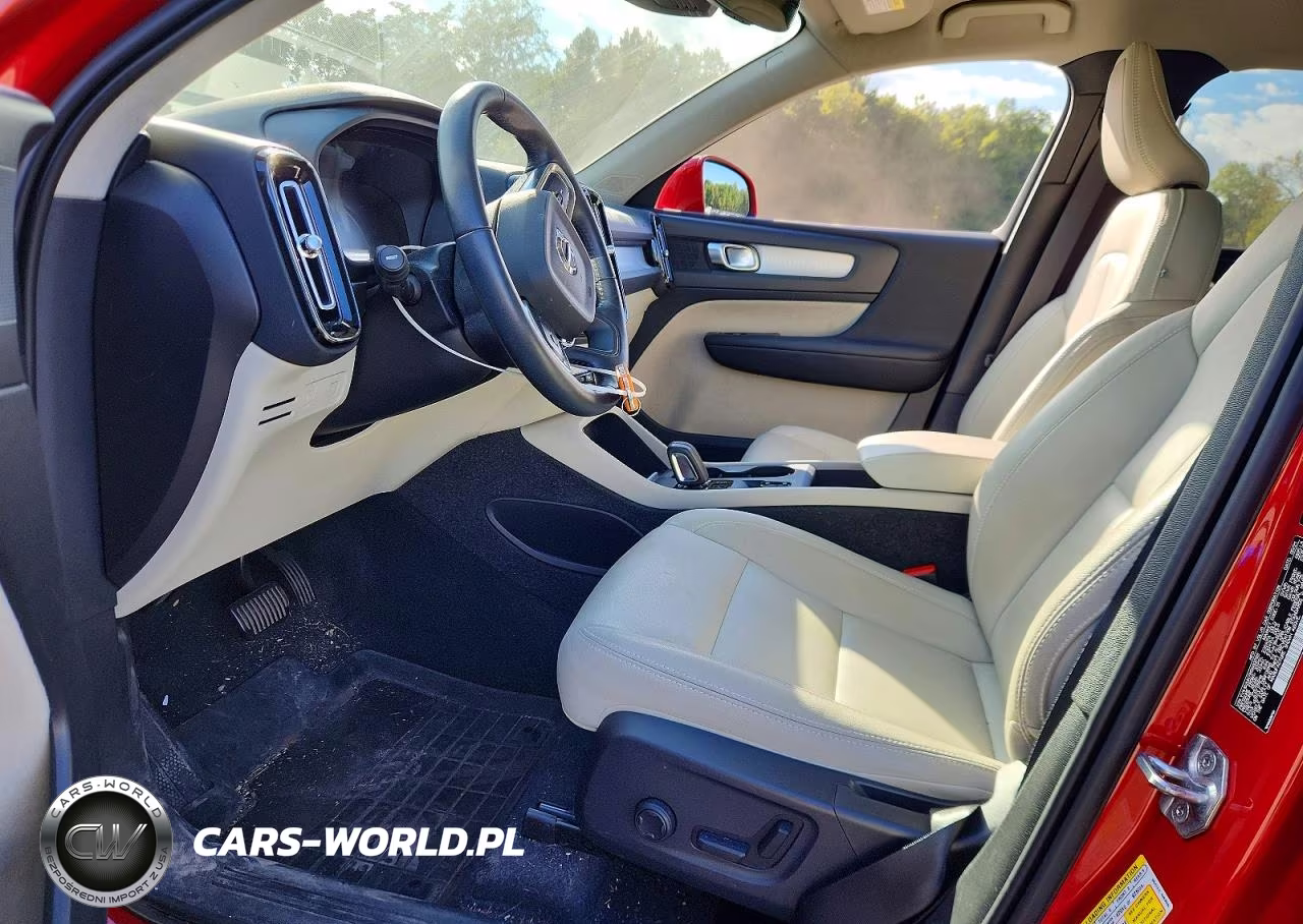 2021 Volvo Xc40 T5 Momentum VIN:YV4162UK7M2603769 - 7