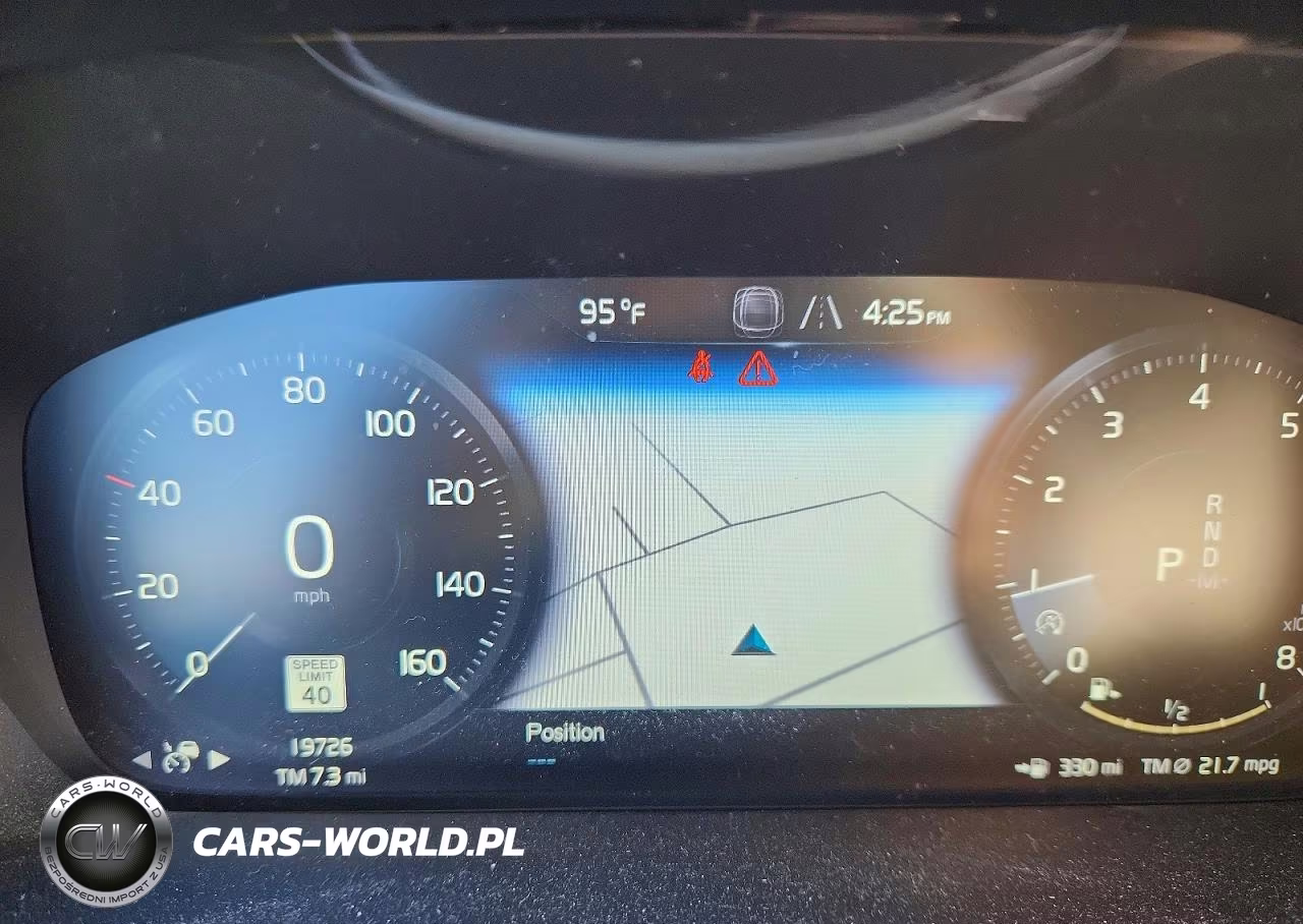 2021 Volvo Xc40 T5 Momentum VIN:YV4162UK7M2603769 - 9