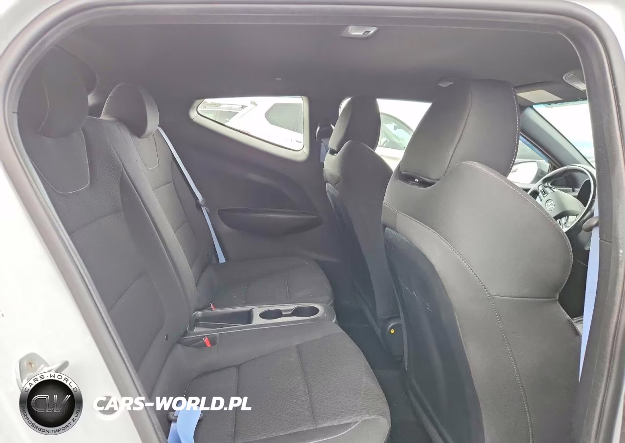 2020 Hyundai Veloster N Base VIN:KMHT36AH5LU003450 - 10