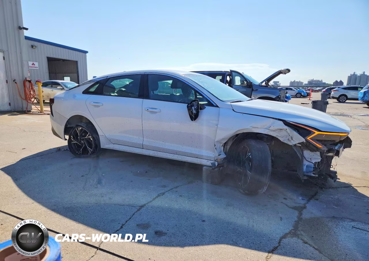2025 Kia K5 Gt Line VIN:KNAG64J77S5301884 - 4