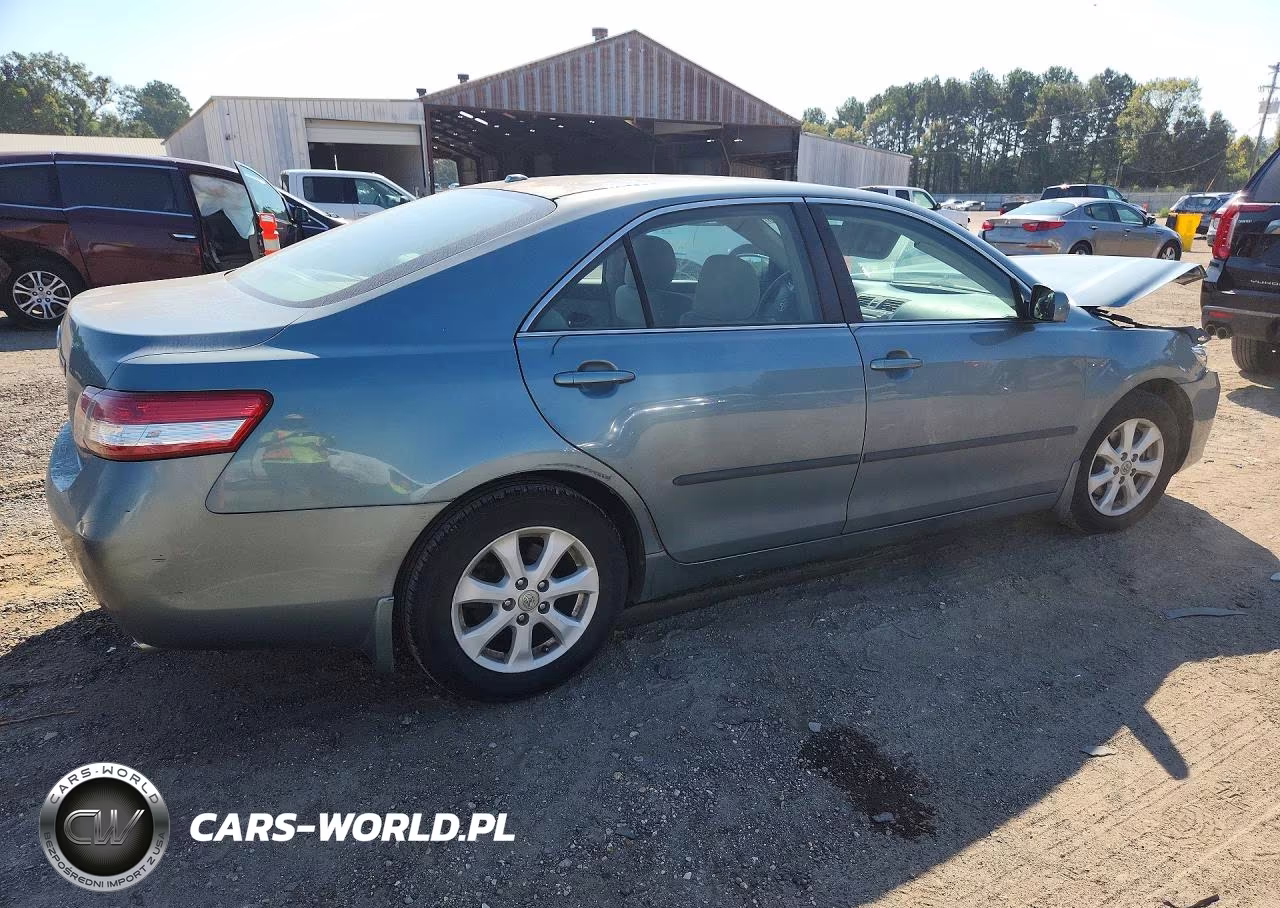 2010 Toyota Camry Le V6 VIN:4T1BK3EK3AU607692 - 3