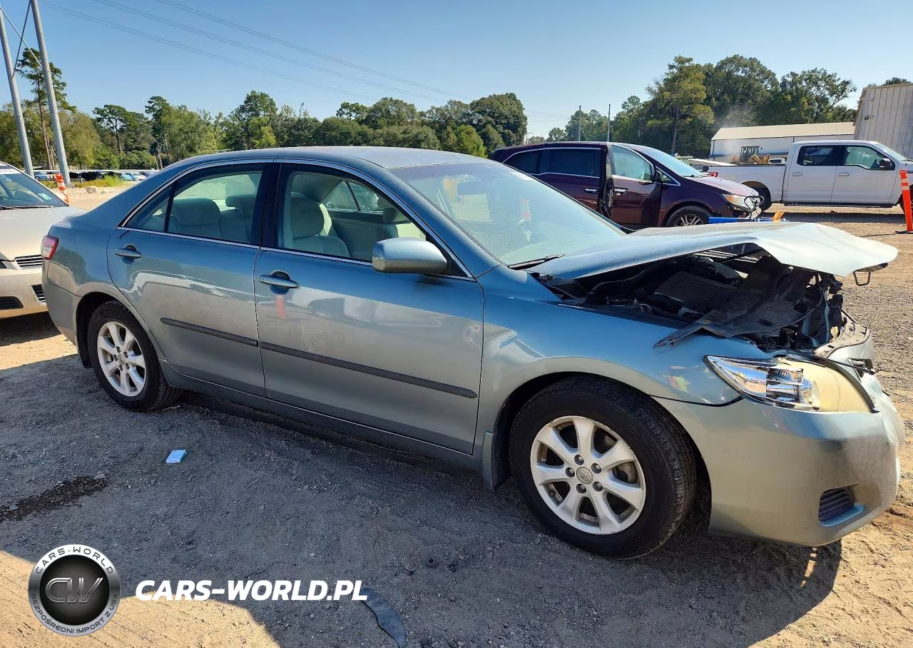 2010 Toyota Camry Le V6 VIN:4T1BK3EK3AU607692 - 4