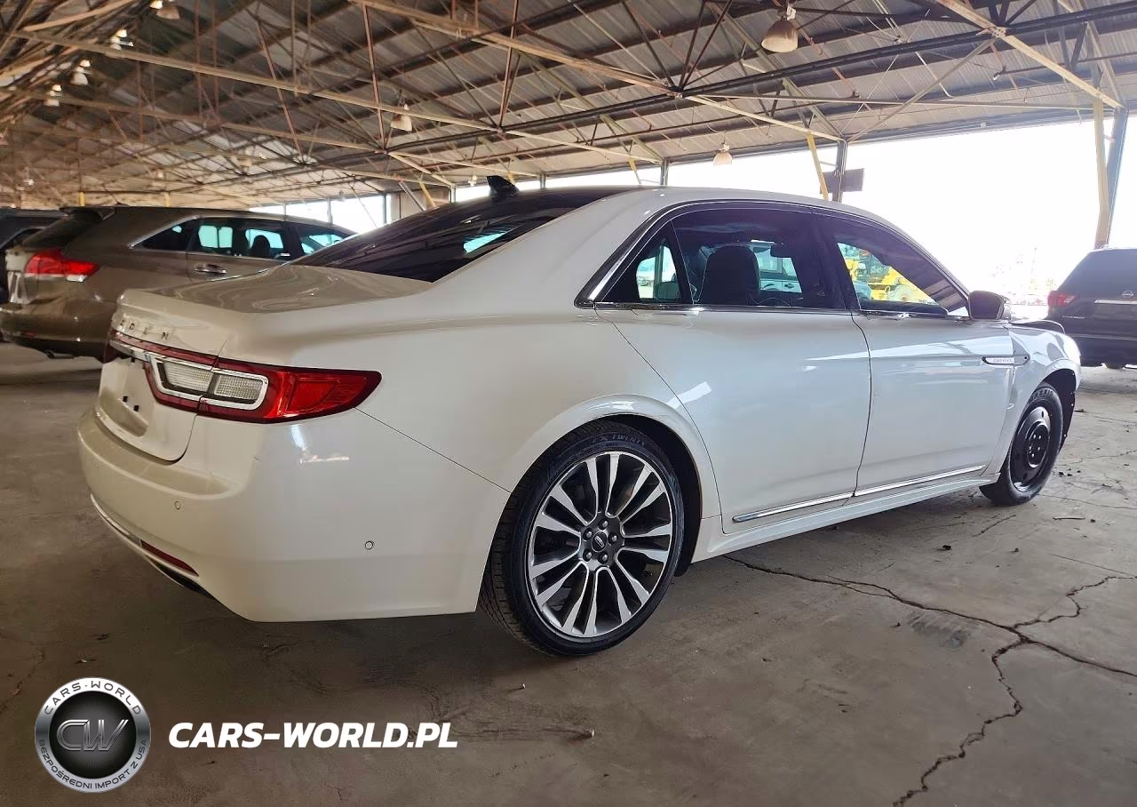 2018 Lincoln Continental Reserve VIN:1LN6L9NP5J5603747 - 3