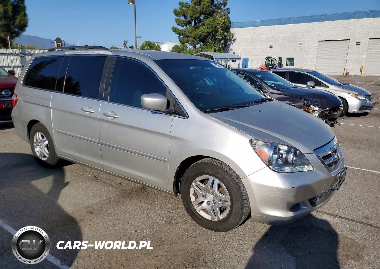 2007 Honda Odyssey Ex VIN:5FNRL38437B456996 - 4