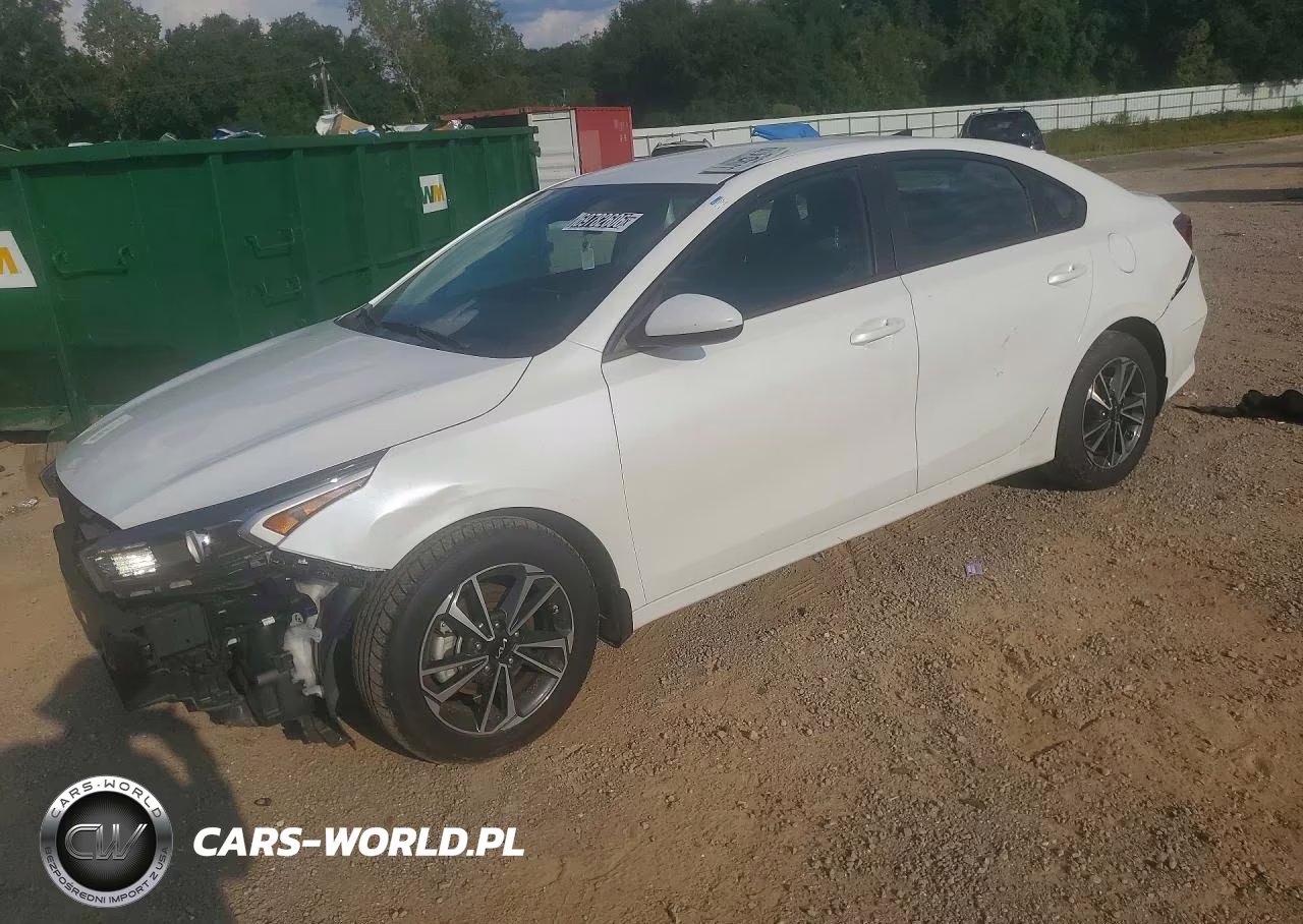 2023 Kia Forte Lxs VIN:3KPF24AD7PE690604 - 1