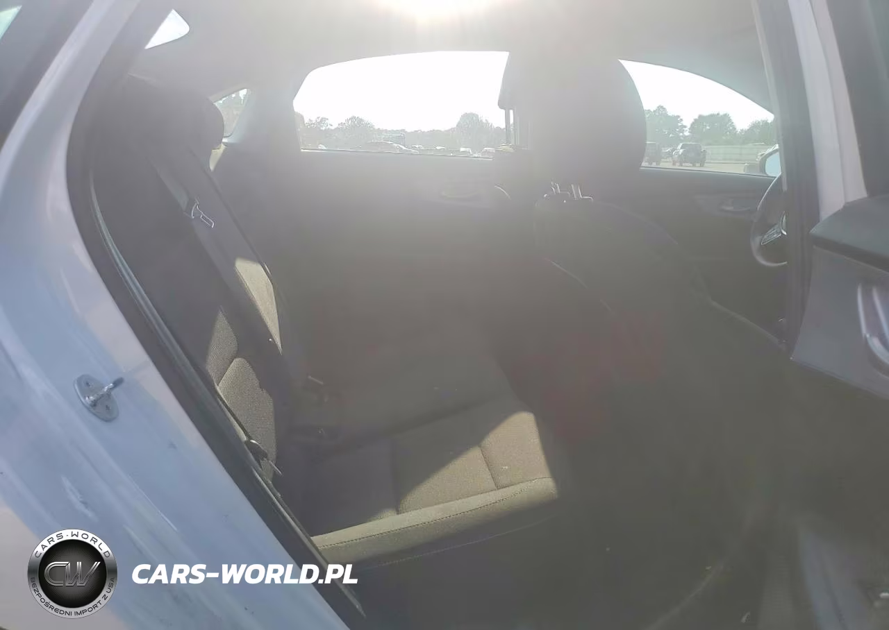 2023 Kia Forte Lxs VIN:3KPF24AD7PE690604 - 10