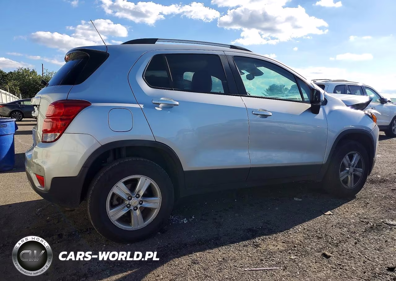 2022 Chevrolet Trax 1Lt VIN:KL7CJPSM7NB515640 - 3