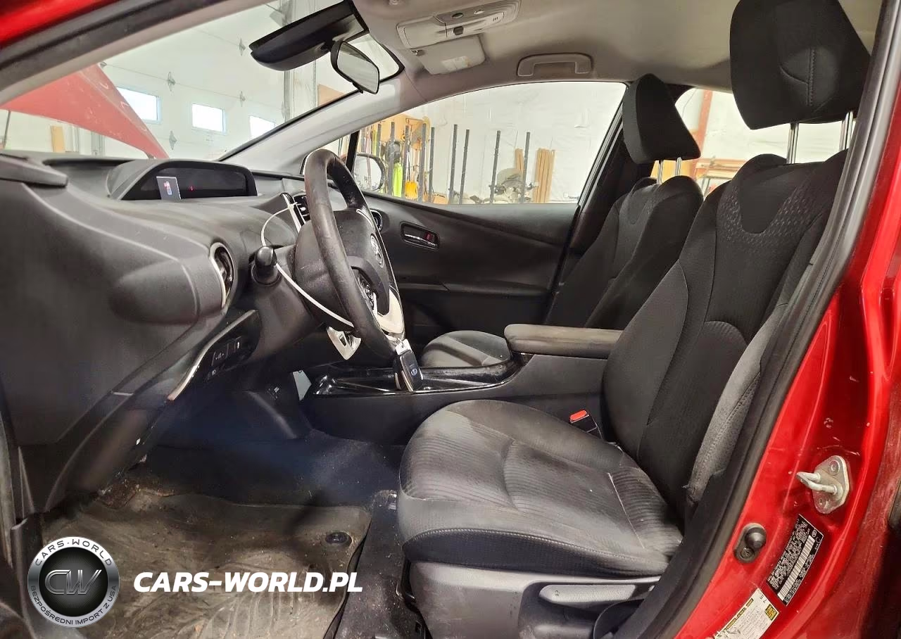 2017 Toyota Prius Prime Plus VIN:JTDKARFPXH3018417 - 7