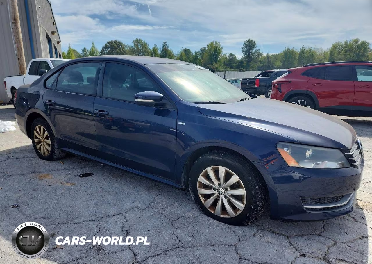 2015 Volkswagen Passat S VIN:1VWAT7A30FC056828 - 4