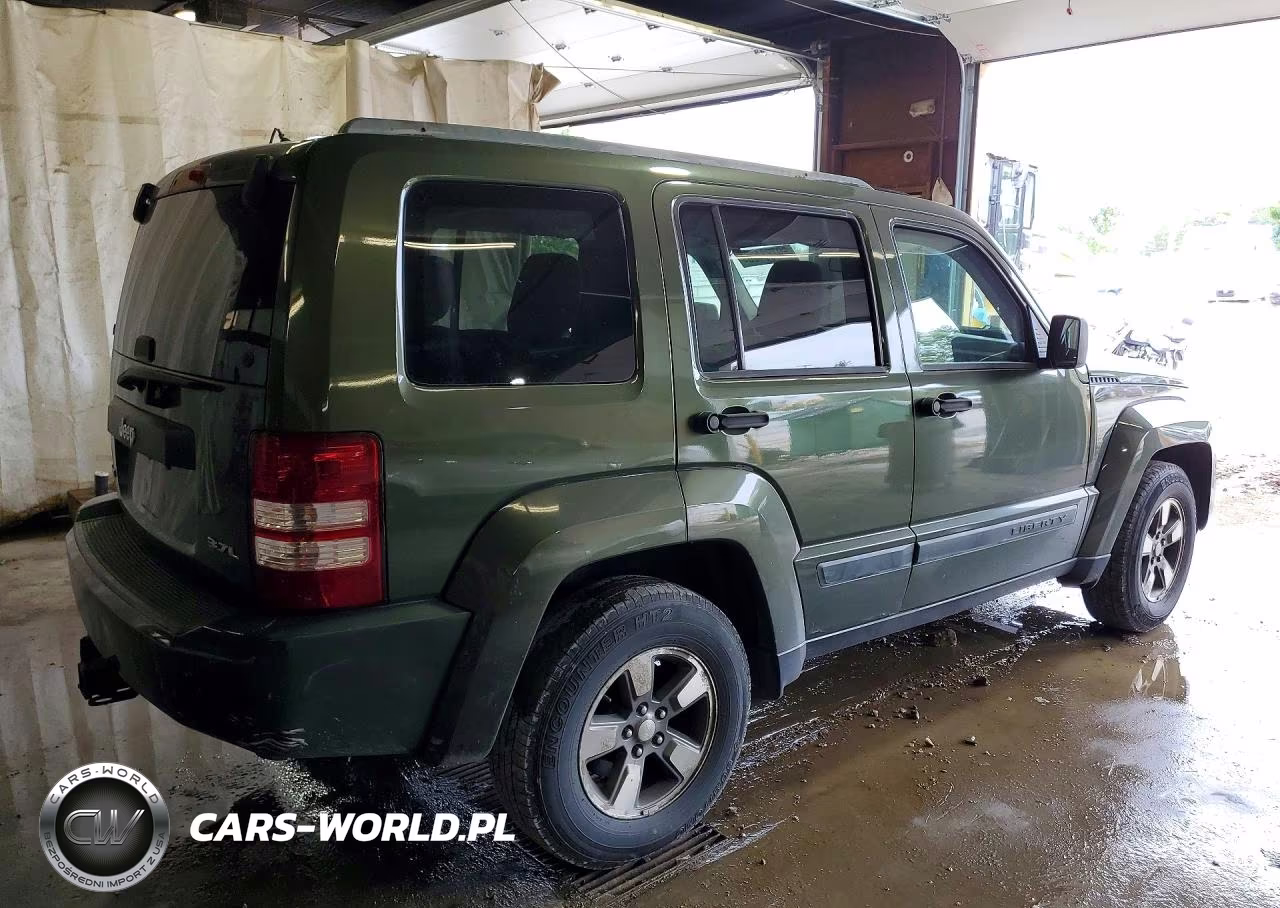 2008 Jeep Liberty Sport VIN:1J8GN28K18W105262 - 3