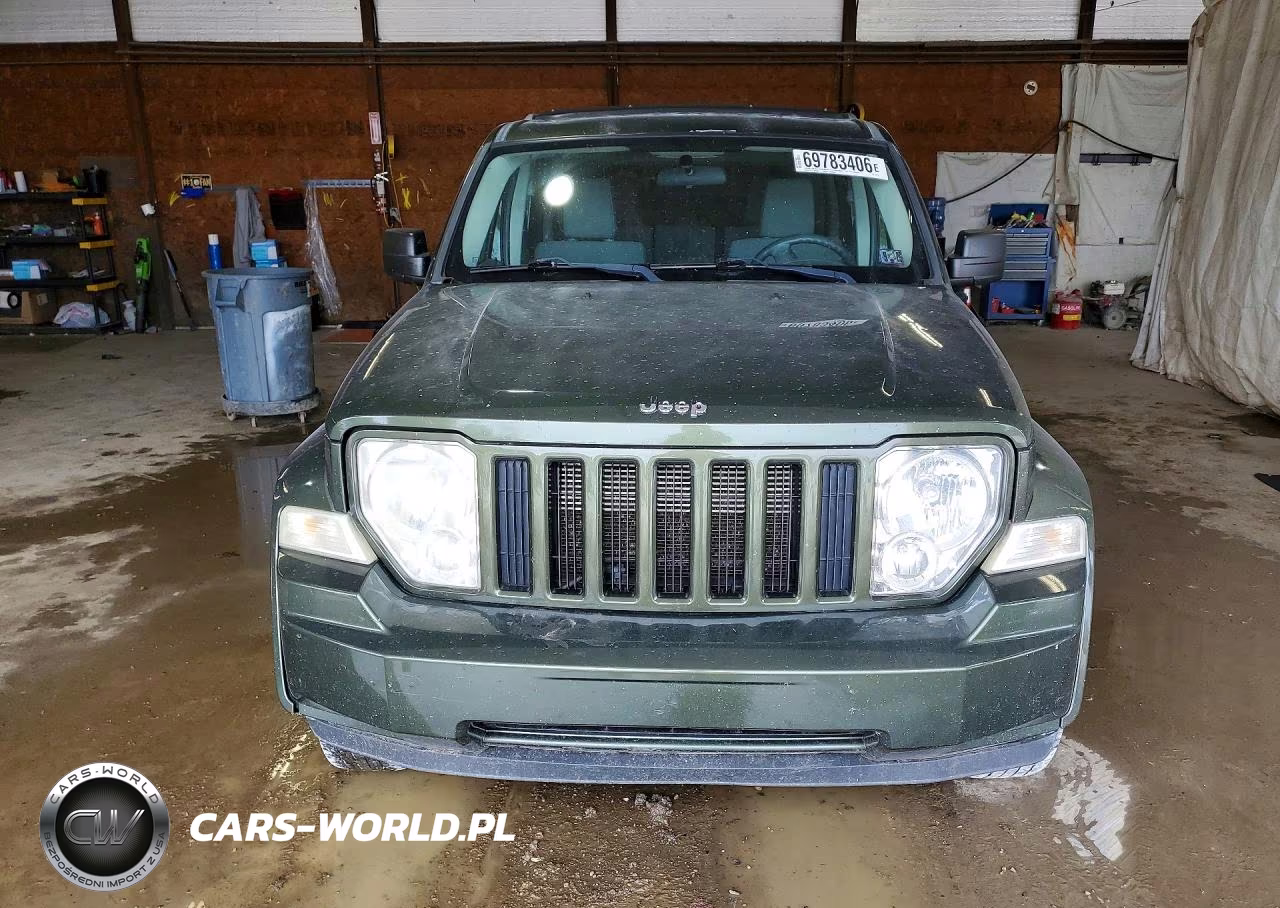 2008 Jeep Liberty Sport VIN:1J8GN28K18W105262 - 5