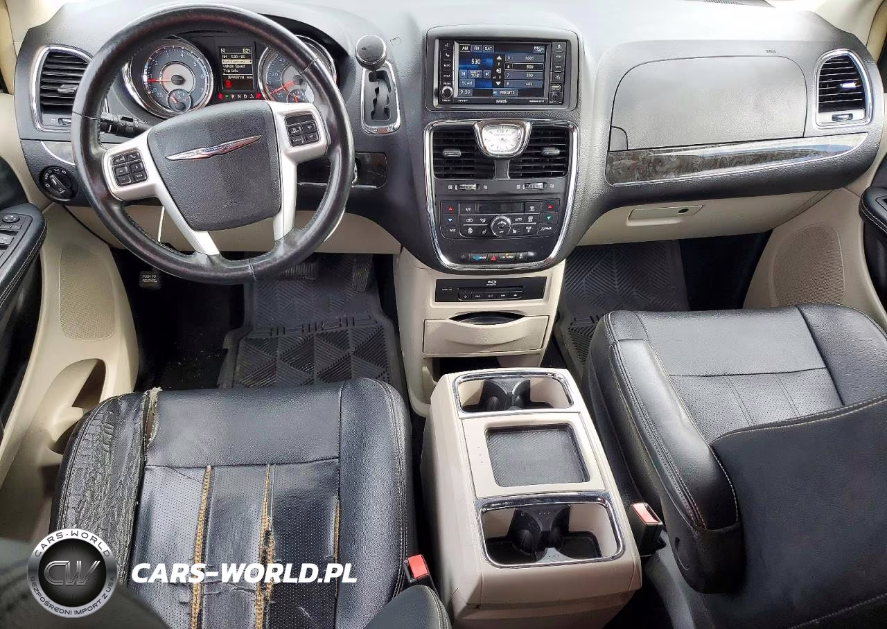 2015 Chrysler Town & Country Touring-L VIN:2C4RC1CGXFR506964 - 8