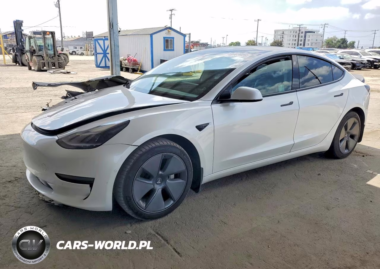 2021 Tesla Model 3 – zdjęcie 1 z 12