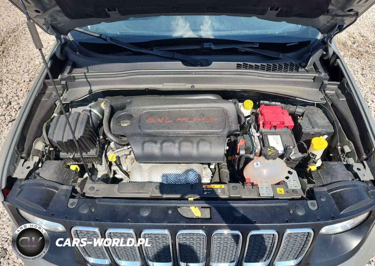 2021 Jeep Renegade Latitude VIN:ZACNJCBB5MPM81122 - 11