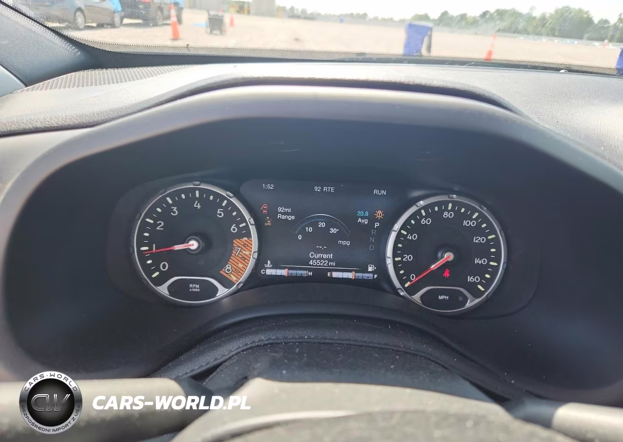 2021 Jeep Renegade Latitude VIN:ZACNJCBB5MPM81122 - 9