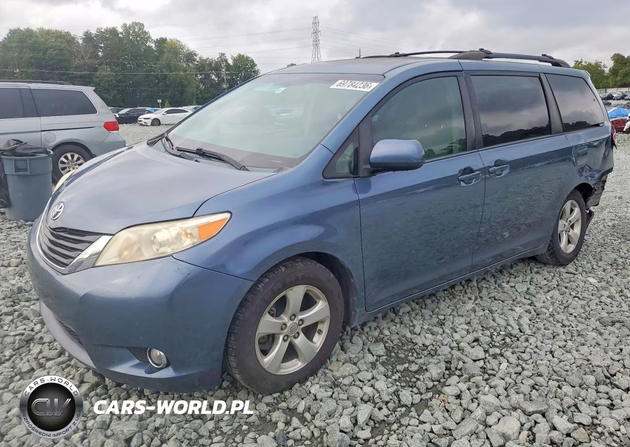 2014 Toyota Sienna Le VIN:5TDKK3DC6ES511564 - 1