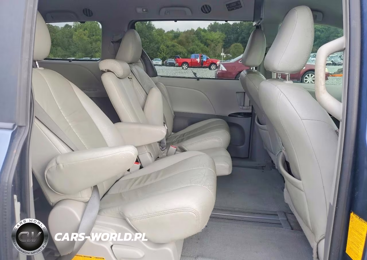 2014 Toyota Sienna Le VIN:5TDKK3DC6ES511564 - 11