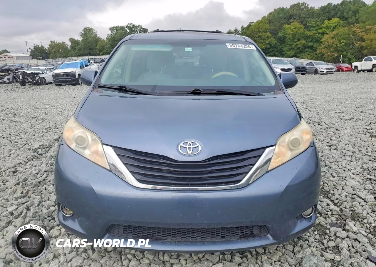 2014 Toyota Sienna Le VIN:5TDKK3DC6ES511564 - 5