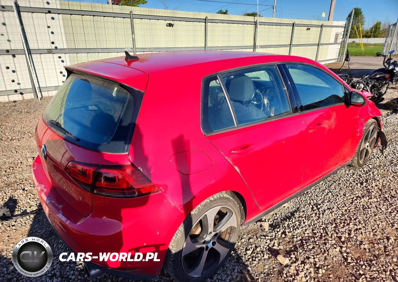2015 Volkswagen Gti VIN:3VW447AU1FM051512 - 3