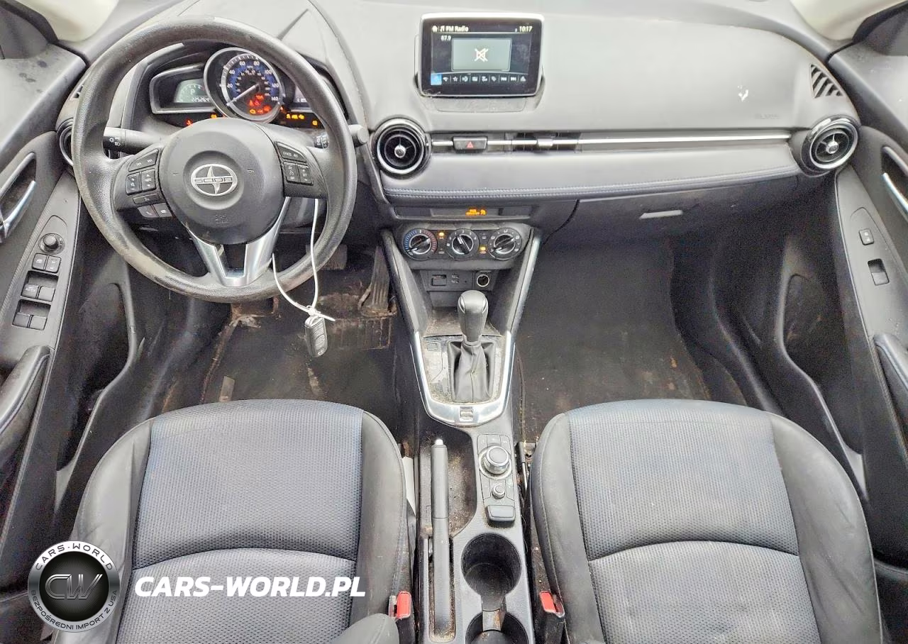 2016 Scion Ia Base VIN:3MYDLBZV8GY137983 - 8