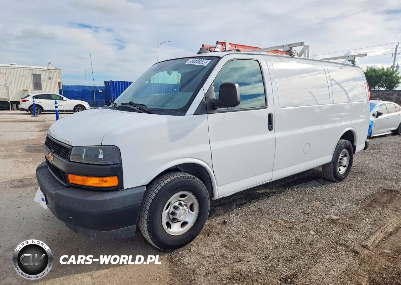 2020 Chevrolet Express G2500