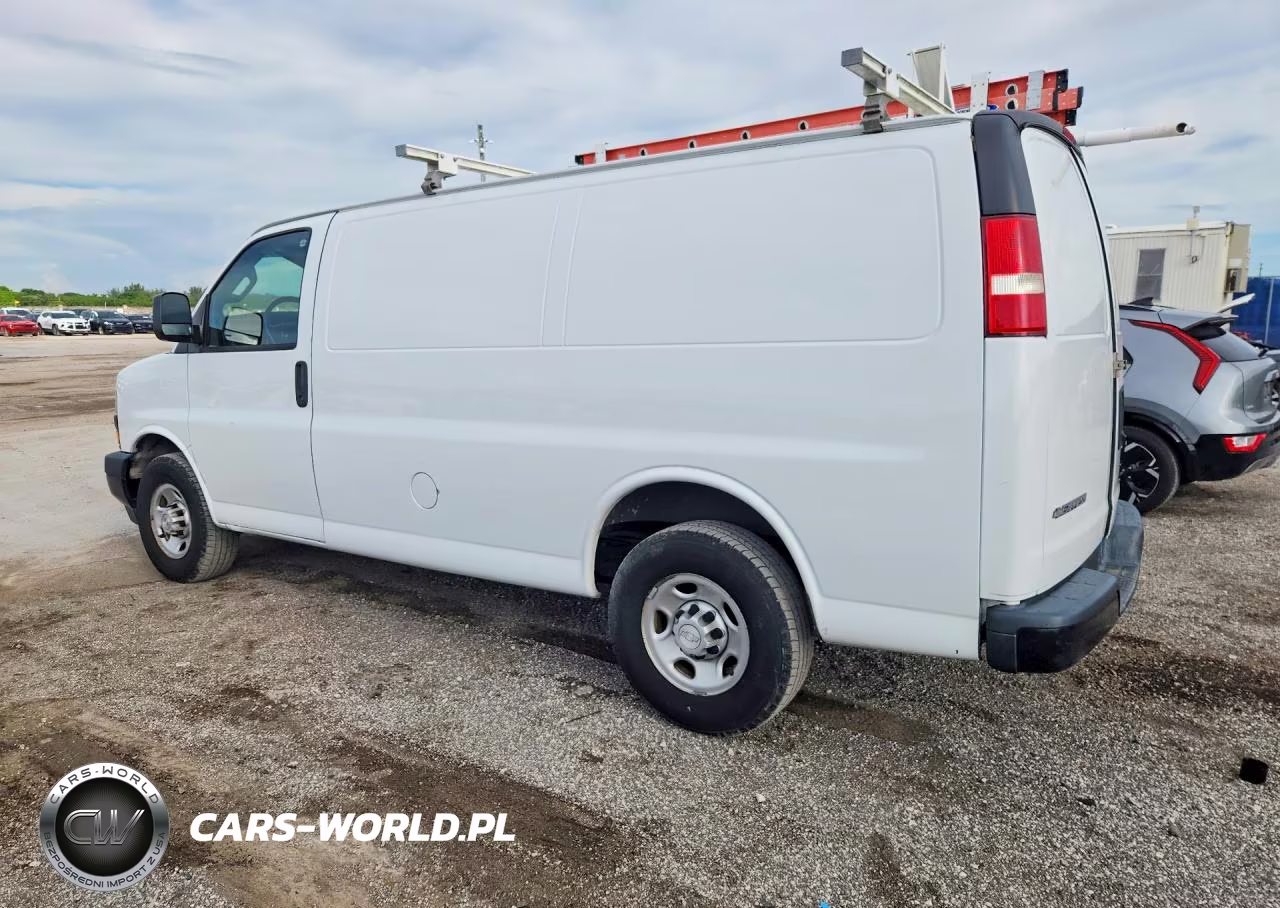 2020 Chevrolet Express G2500 VIN:1GCWGAFPXL1210054 - 2