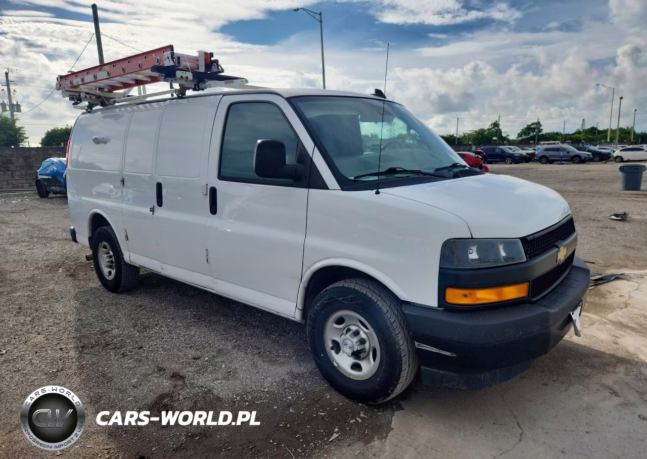 2020 Chevrolet Express G2500 VIN:1GCWGAFPXL1210054 - 4