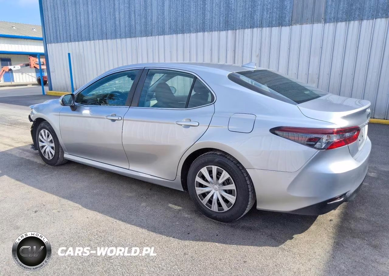 2022 Toyota Camry Le VIN:4T1C31AK7NU582443 - 2