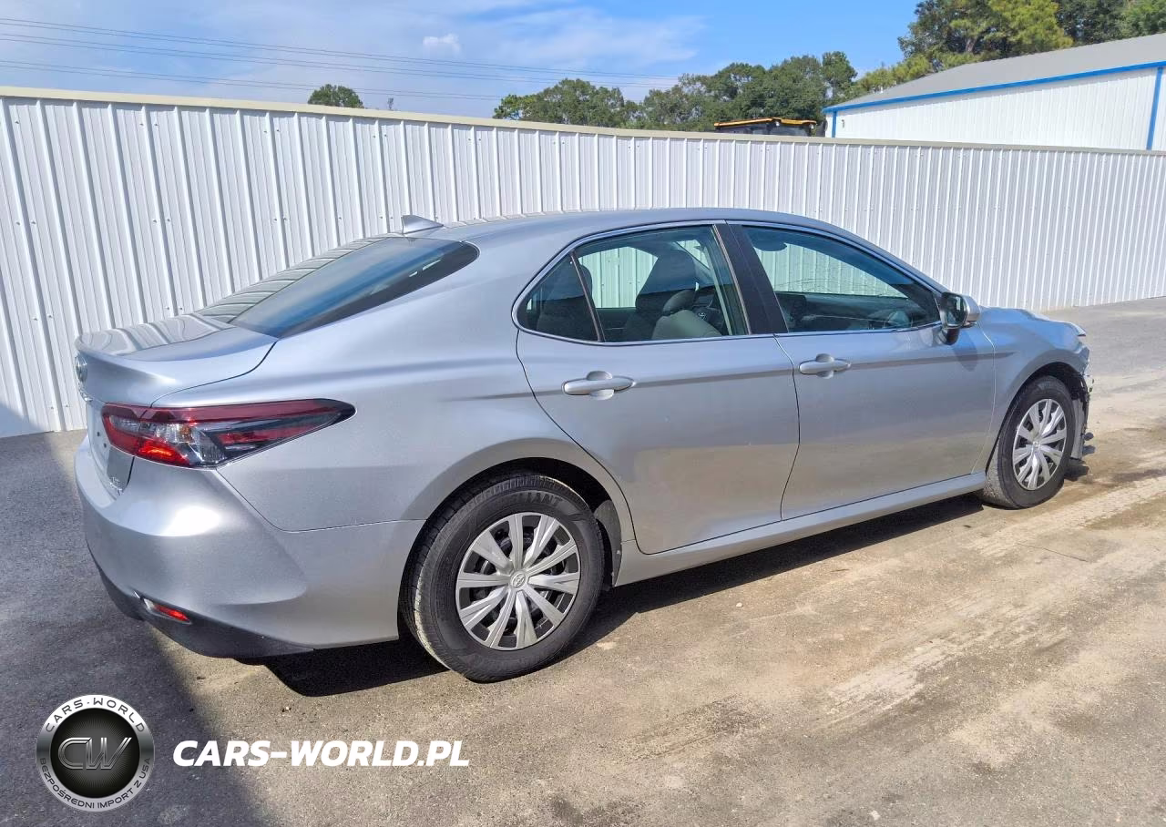 2022 Toyota Camry Le VIN:4T1C31AK7NU582443 - 3