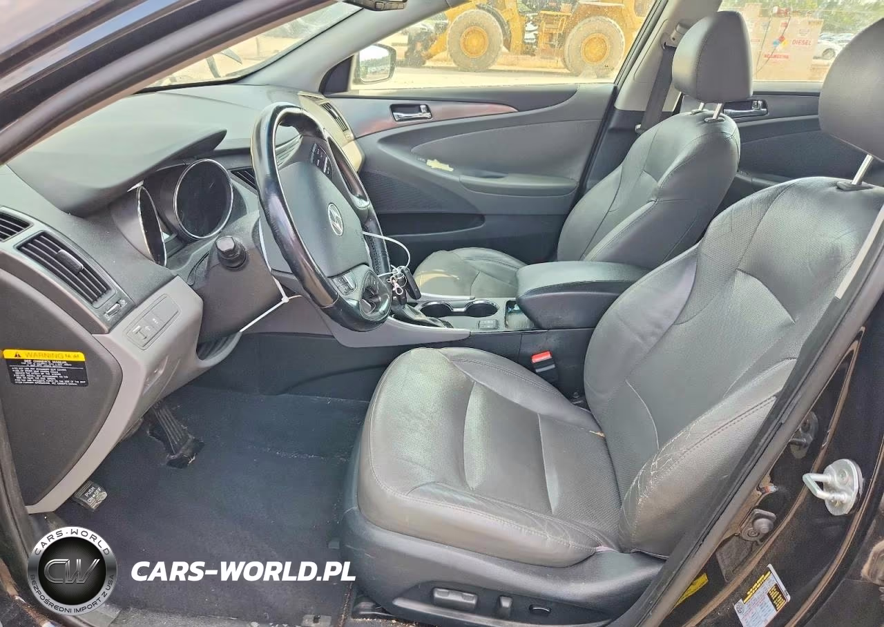 2013 Hyundai Sonata Hybrid VIN:KMHEC4A41DA093242 - 7